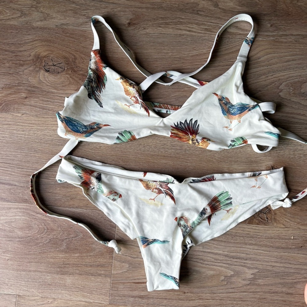 Boys + Arrrows Bikini Set Bird Dylan Top and Kiki Bottom Size Medium